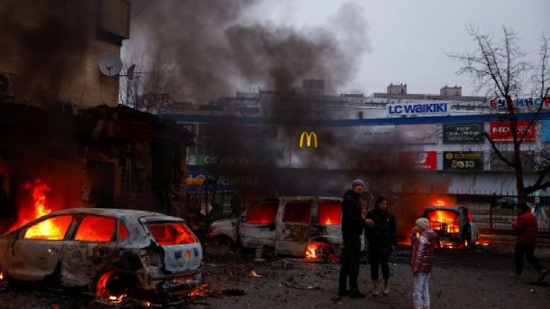 俄罗斯对乌克兰战争的今日发展：基辅遭受致命的无人机和导弹袭击