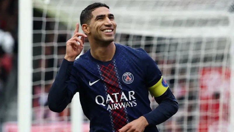 巴黎圣日耳曼球员阿什拉夫·哈基米当选非洲足球先生