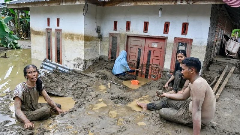 直播新闻：印尼、斯里兰卡、泰国、马来西亚洪灾致超过900人死亡
