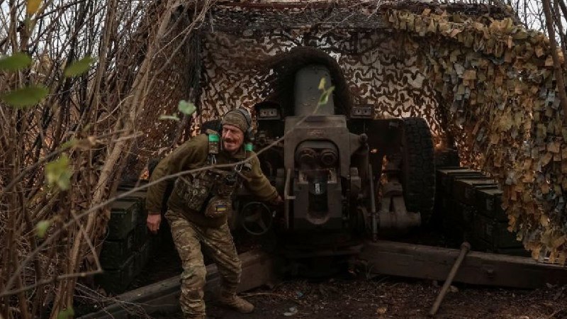 乌克兰在扎波罗热和顿涅茨克面临与俄罗斯的“艰苦战斗”