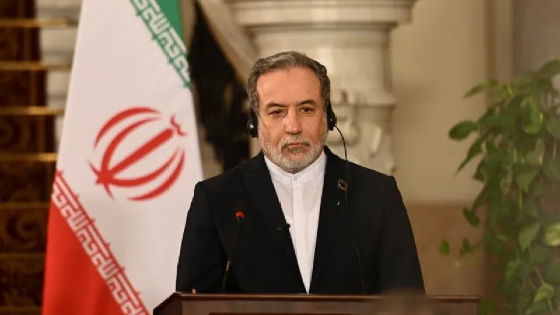 伊朗外长：地区各国的安全就是我们的安全 外交仍是最终的解决之道